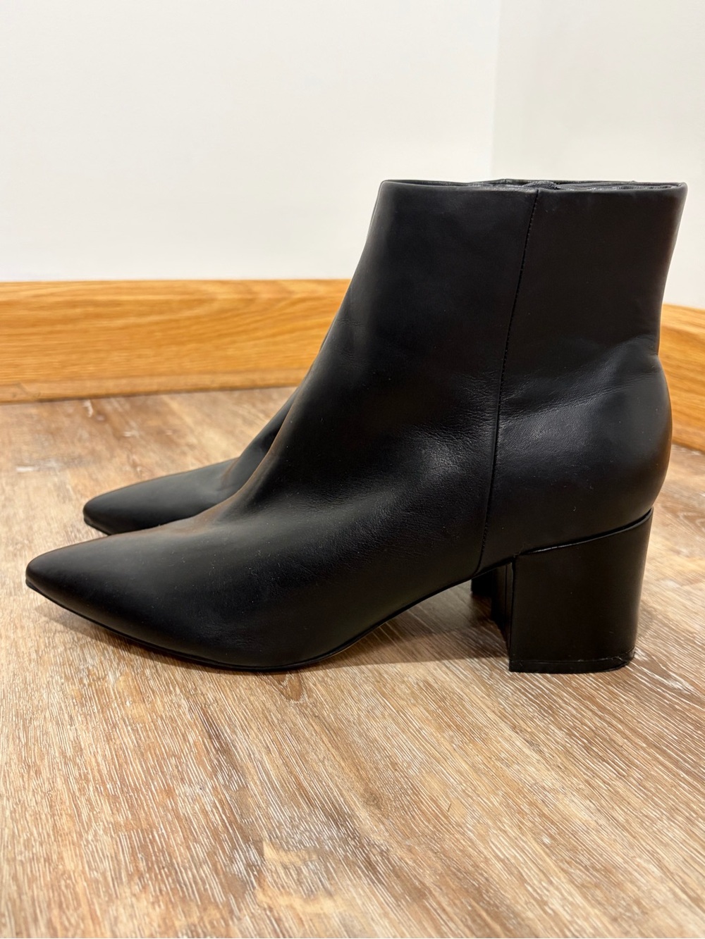 Marc Fisher Black Leather Ankle Boots Women's Size 9.5 Bootie Modern Minimalist - Picture 6 of 16